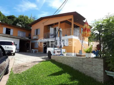 Casa com 3 Quartos à venda, 200m² no Vila Nova, Porto Alegre
