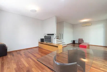 Casa de Condomínio com 3 Quartos para alugar, 260m² no Brooklin Paulista, São Paulo