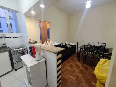 Apartamento com 2 Quartos à venda, 50m² no Copacabana, Rio de Janeiro