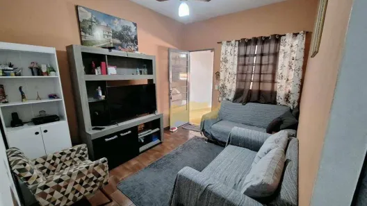 Casa com 2 Quartos à venda, 80m² no Benjamim de Castro, Rio Claro