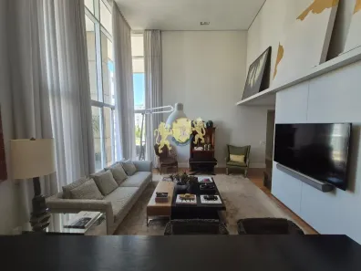 Apartamento com 2 Quartos para alugar, 138m² no Vila Nova Conceição, São Paulo