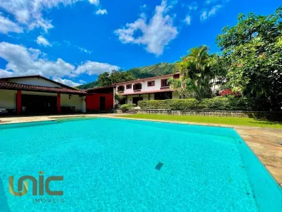 Casa com 5 Quartos à venda, 576m² no Araras, Teresópolis