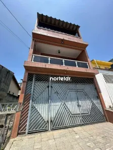 Sobrado com 3 Quartos à venda, 284m² no Laranjeiras, Caieiras