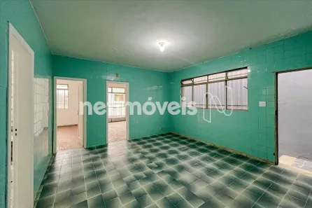 Casa com 3 Quartos para alugar, 279m² no Sagrada Família, Belo Horizonte