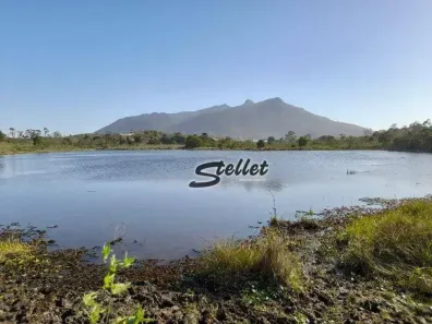 Fazenda/Sítio com 5 Quartos à venda, 200m² no Fazenda Palmeiras, Rio das Ostras