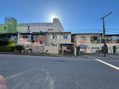 Casa com 3 Quartos à venda, 93m² no Trindade, Florianópolis