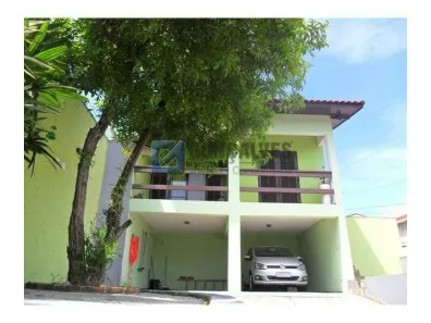 Casa com 3 Quartos à venda, 300m² no Quarta Divisão, Ribeirão Pires