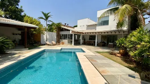 Apartamento com 4 Quartos à venda, 361m² no Jardim Karaíba, Uberlândia