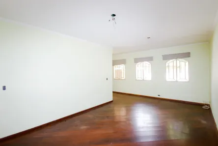 Casa com 3 Quartos para alugar, 170m² no Portal dos Gramados, Guarulhos