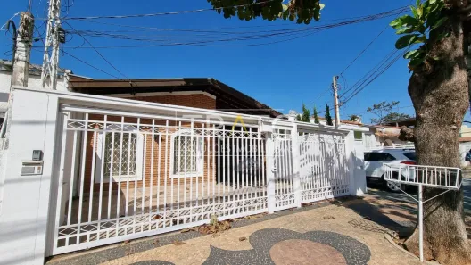 Casa com 4 Quartos à venda, 250m² no Vila Itapura, Campinas
