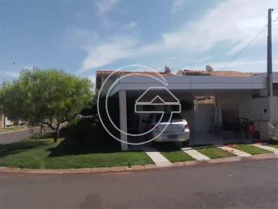 Casa com 3 Quartos à venda, 100m² no Centro, Marília