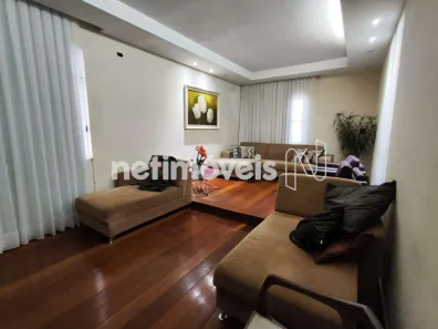 Casa com 6 Quartos à venda, 300m² no Barroca, Belo Horizonte