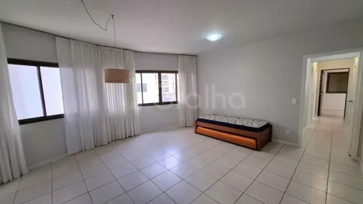 Apartamento com 3 Quartos à venda, 100m² no Centro, Florianópolis
