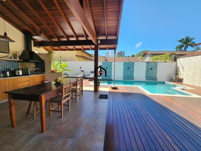 Casa com 4 Quartos à venda, 276m² no Barra da Lagoa, Ubatuba