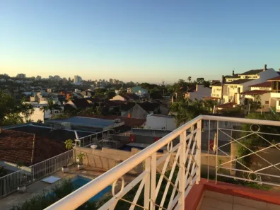 Casa com 5 Quartos à venda, 392m² no Chácara das Pedras, Porto Alegre