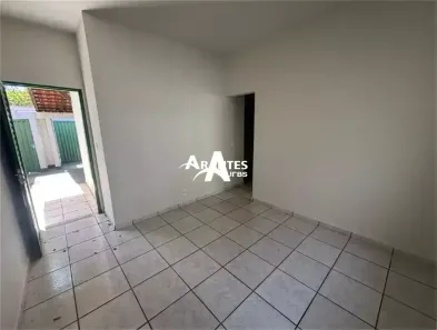Casa com 2 Quartos à venda, 66m² no Jardim das Palmeiras, Uberlândia
