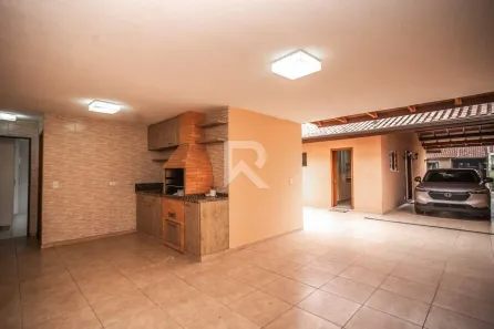 Casa com 3 Quartos à venda, 267m² no Novo Mundo, Curitiba