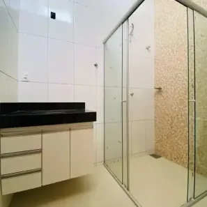 Casa com 3 Quartos para alugar, 90m² no Europa, Contagem