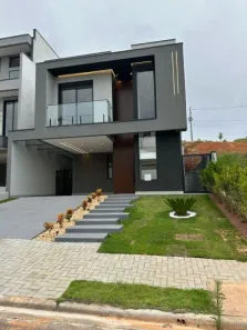 Casa de Condomínio com 3 Quartos à venda, 210m² no Cézar de Souza, Mogi das Cruzes