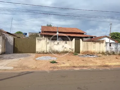 Casa com 3 Quartos à venda, 465m² no Condomínio Rio Branco, Goiânia