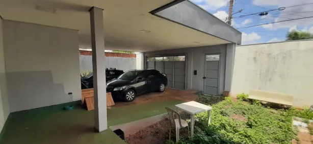 Sobrado com 4 Quartos à venda, 287m² no Jardim TV Morena, Campo Grande