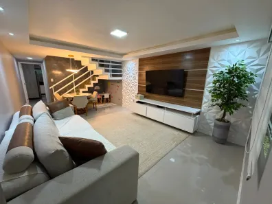 Casa com 3 Quartos à venda, 142m² no Centro, Macaé