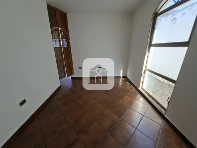Ponto Comercial para alugar, 263m² no Martins, Uberlândia