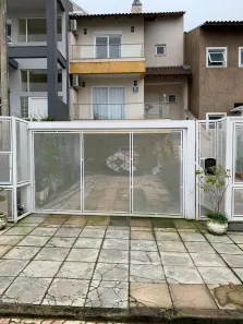 Casa com 3 Quartos à venda, 171m² no Hípica, Porto Alegre