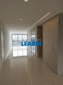 Apartamento com 3 Quartos à venda, 233m² no Real Parque, São Paulo