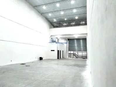 Galpão/Depósito/Armazém para alugar, 300m² no Jardim Maite, Suzano