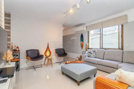 Apartamento com 3 Quartos à venda, 92m² no Mont Serrat, Porto Alegre