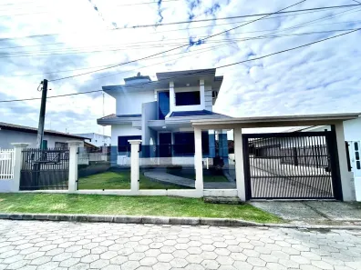 Casa com 3 Quartos à venda, 148m² no Jardim das Avenidas, Araranguá