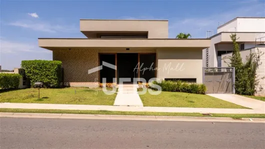Casa de Condomínio com 5 Quartos à venda, 425m² no Jardins Munique, Goiânia