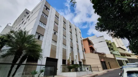 Apartamento com 1 Quarto para alugar, 52m² no Granbery, Juiz de Fora