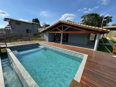 Casa de Condomínio com 3 Quartos à venda, 210m² no , Mairinque