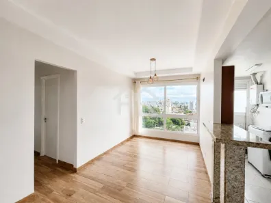 Apartamento com 3 Quartos para alugar, 75m² no Santana, Porto Alegre