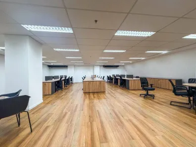 Sala Comercial para alugar, 283m² no Asa Norte, Brasília