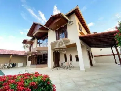 Casa com 3 Quartos à venda, 368m² no Centro, Nilópolis
