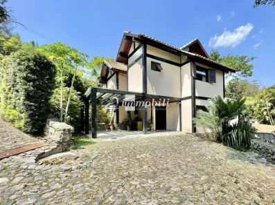 Casa de Condomínio com 3 Quartos à venda, 183m² no Chácara Santa Lúcia, Carapicuíba