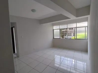 Apartamento com 4 Quartos para alugar, 143m² no Umarizal, Belém