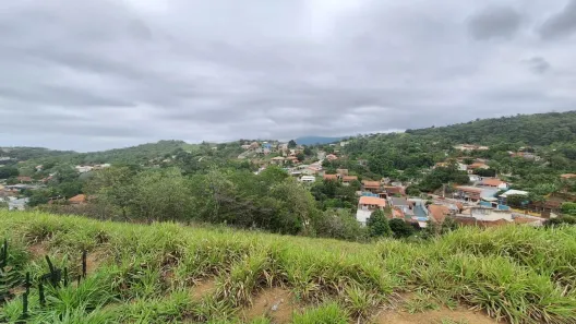 Lote/Terreno à venda, 376m² no Jacaroá, Maricá