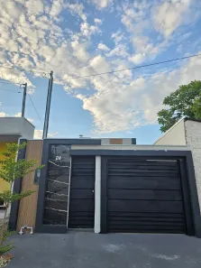 Casa com 3 Quartos à venda, 128m² no Jardim Universitário, Cuiabá