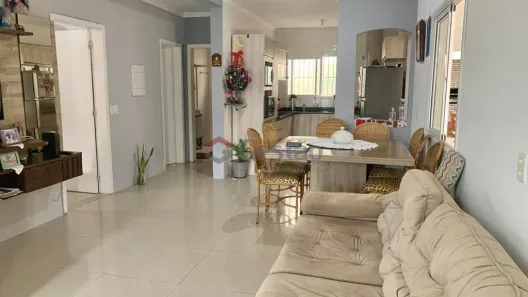 Sobrado com 4 Quartos à venda, 220m² no Igara, Canoas