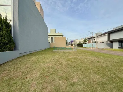 Lote/Terreno à venda, 225m² no Central Park, Cachoeirinha