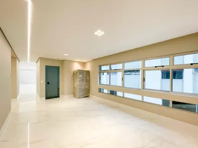 Apartamento com 3 Quartos à venda, 219m² no Jardim Paulista, São Paulo