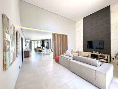 Casa com 4 Quartos à venda, 300m² no Setor Habitacional Tororó, Brasília