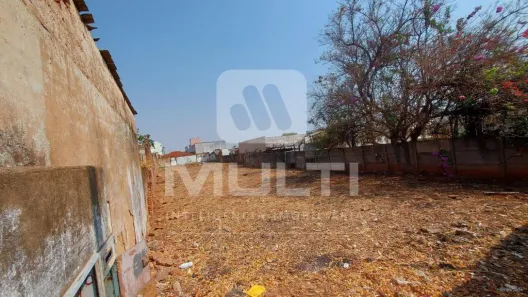 Lote/Terreno com 1 Quarto à venda, 1160m² no Martins, Uberlândia
