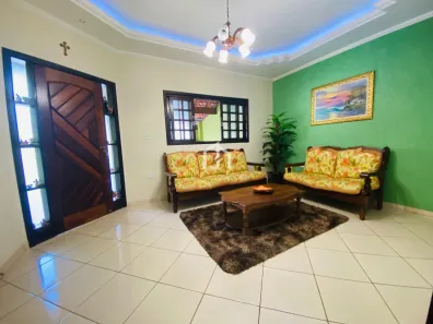 Casa de Condomínio com 3 Quartos à venda, 230m² no Vila São Geraldo, Taubaté