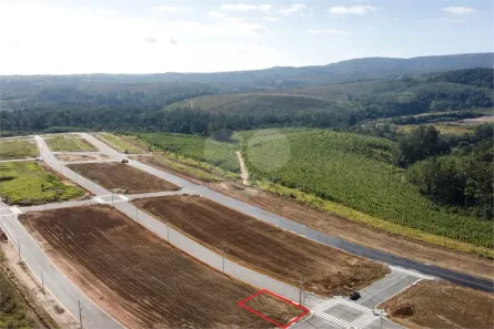 Lote/Terreno à venda, 323m² no Vila Santo Antônio, Votorantim