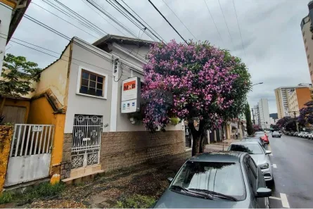 Imóvel Comercial com 3 Quartos para alugar, 155m² no Centro, Poços de Caldas